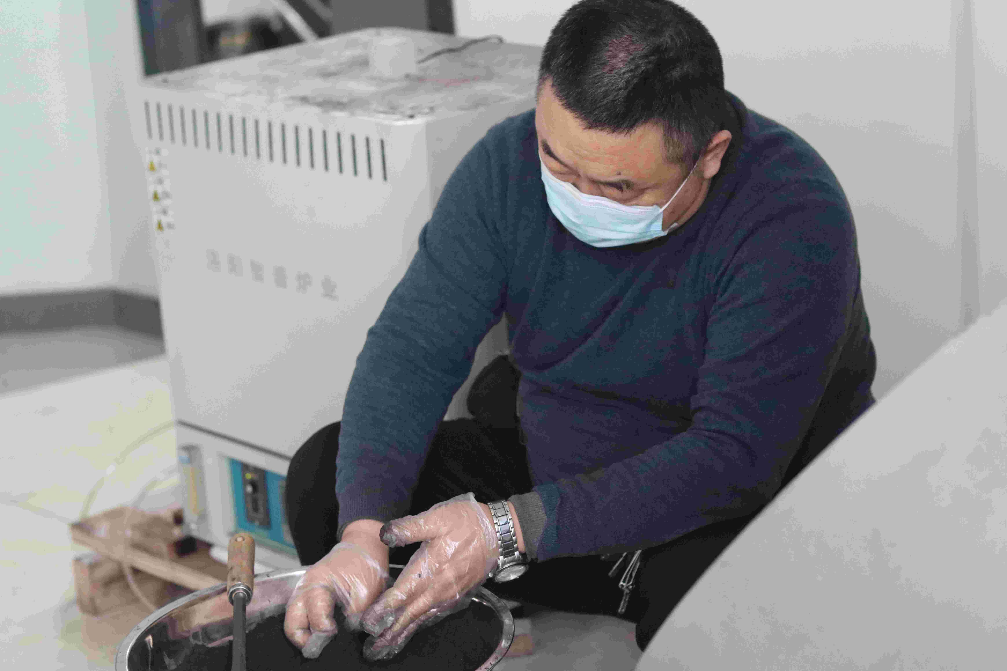 建杰集團丨出彩建杰人丨俯首甘為“墾黃?！? /> </span><span id=